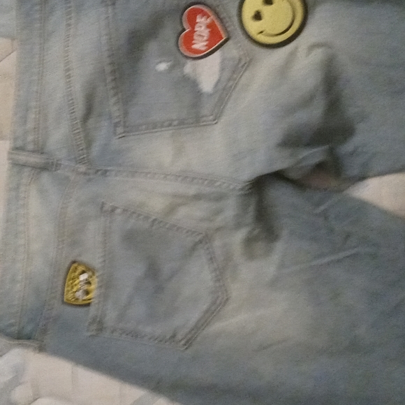 Jeans - Picture 2 of 3